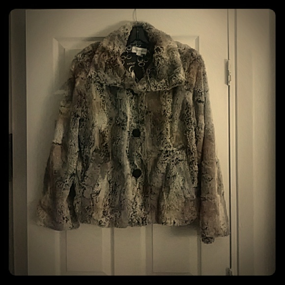Touch Faux Fur Jacket - Picture 1 of 4